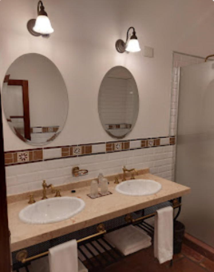HOSTAL EN VENTA EN EL CORAZON DE CAFAYATE PROVINCIA DE SALTA