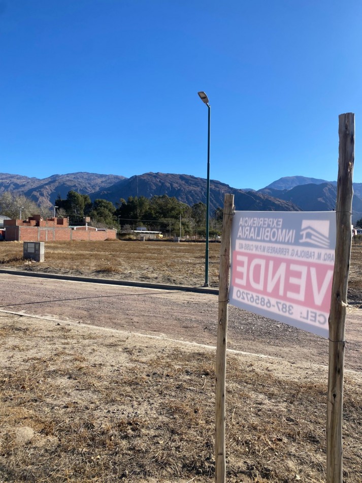 7 Lotes a la venta en Barrio Los Aromas