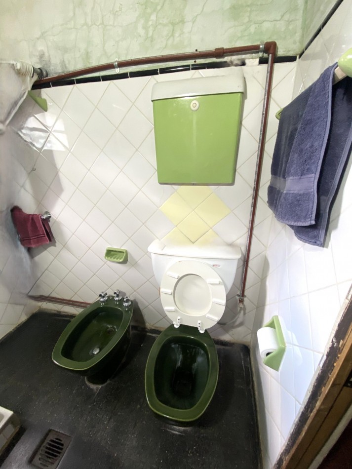 CASA ESQUINA A 1 CUADRA DE LA PLAZA de ciudad de CAFAYATE - Calle ETCHART Y MITRE - USD 345.000