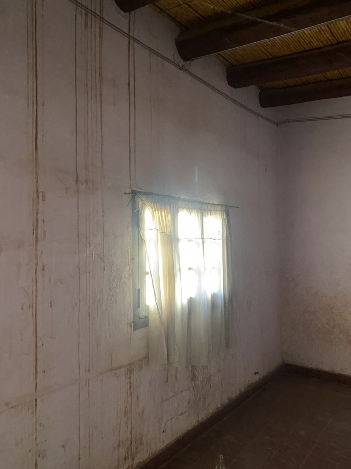 CASA EN VENTA ( PARA REFACCION )EN SAN CARLOS A SOLO 20 KM DE CAFAYATE PROVINCIA DE SALTA