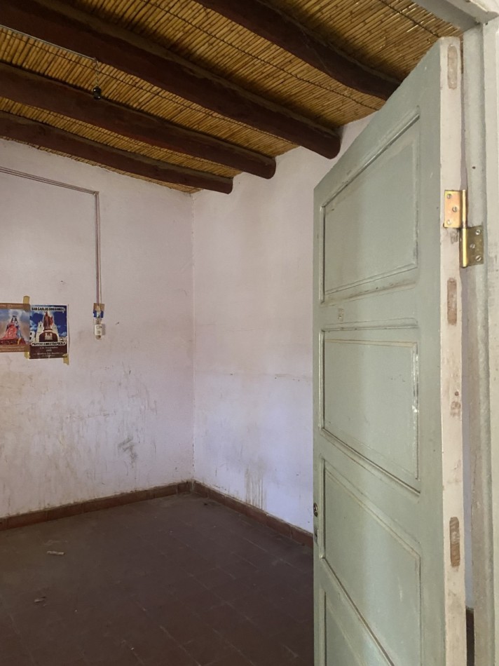 CASA EN VENTA ( PARA REFACCION )EN SAN CARLOS A SOLO 20 KM DE CAFAYATE PROVINCIA DE SALTA