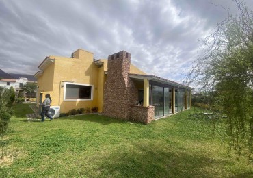VIVIENDA EN CAFAYATE BARRIO WINE VILLAGE